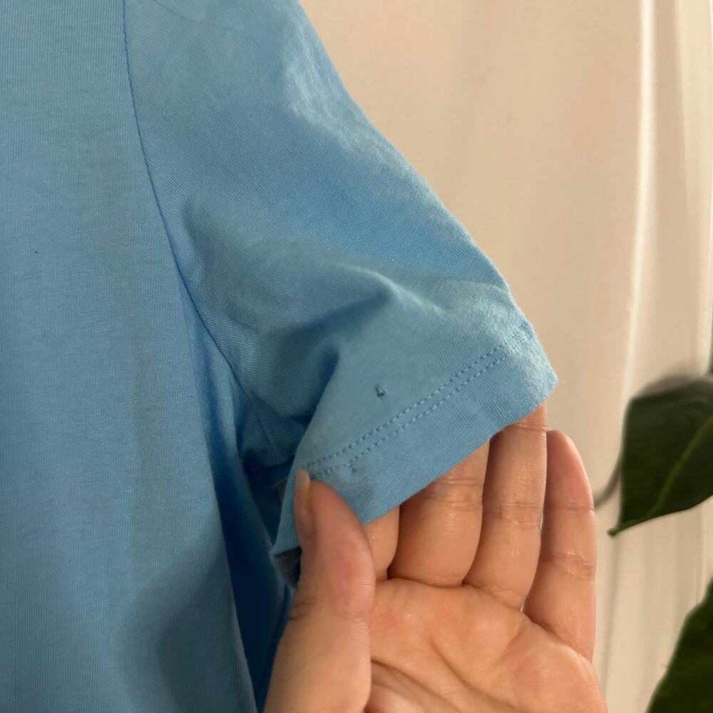 Johnny Was Floral Embroidered V-Neck Short Sleeve Tee Blue Size Medium - Picture 4 of 6